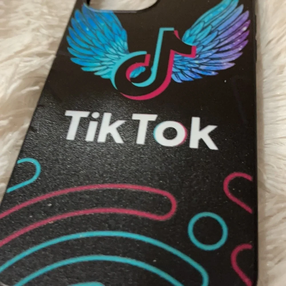 New Tik Tok iPhone 12 case